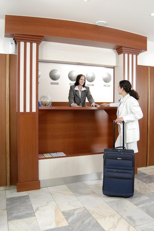 Hotel Radejov Knezdub Экстерьер фото